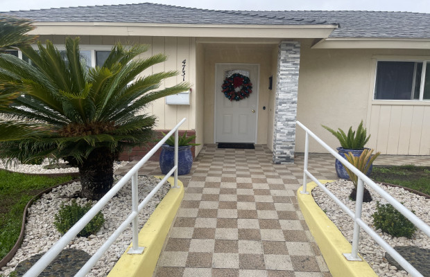 Board and Care in Oxnard California 93033 at easeplacement.com - Ease Placement