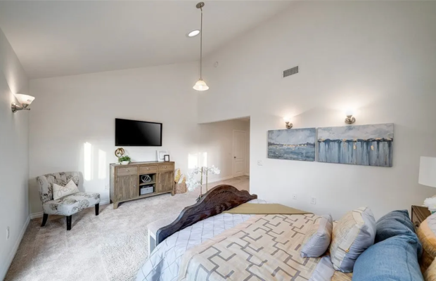 Board and Care in Van Nuys California 91406 at easeplacement.com - Ease Placement