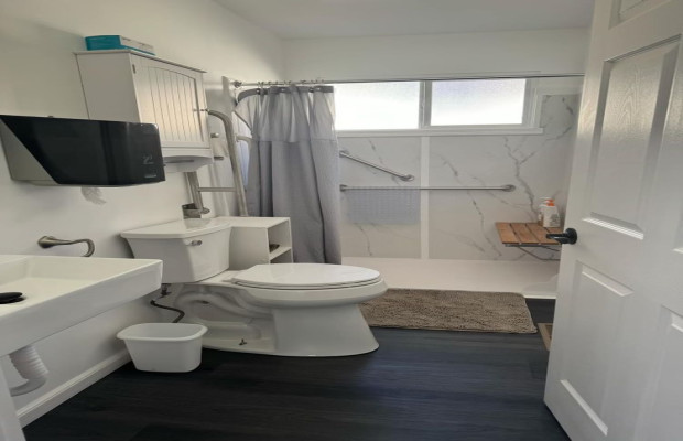 Board and Care in Richmond California 94806 at easeplacement.com - Ease Placement