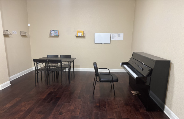 Board and Care in Manteca California 95337 at easeplacement.com - Ease Placement