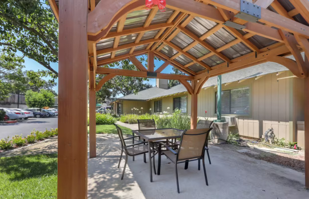 Assisted Living in Orangevale California 95662 at easeplacement.com - Ease Placement