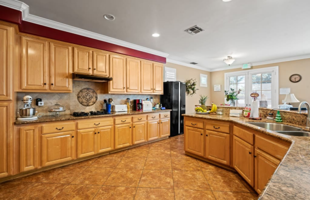 Board and Care in Orangevale California 95662 at easeplacement.com - Ease Placement