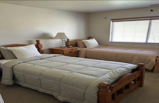 Board and Care in Salinas California 93905 at easeplacement.com - Ease Placement