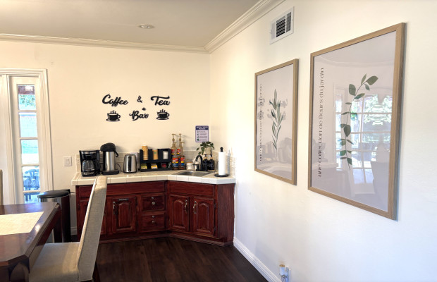 Board and Care in Thousand Oaks California 91360 at easeplacement.com - Ease Placement