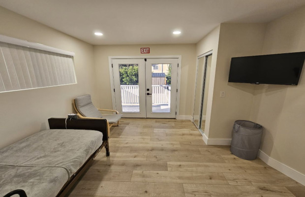 Board and Care in Simi Valley California 93063 at easeplacement.com - Ease Placement
