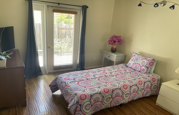 Board and Care in Oxnard California 93036 at easeplacement.com - Ease Placement