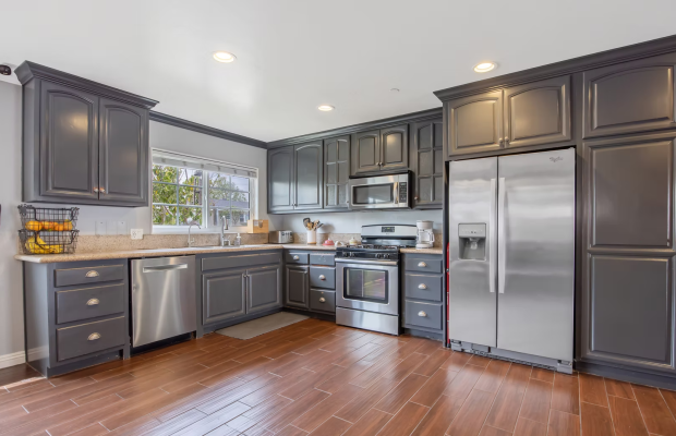 Board and Care in Simi Valley California 93063 at easeplacement.com - Ease Placement