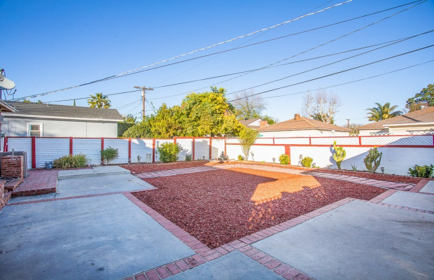 Board and Care in Reseda California 91335 at easeplacement.com - Ease Placement