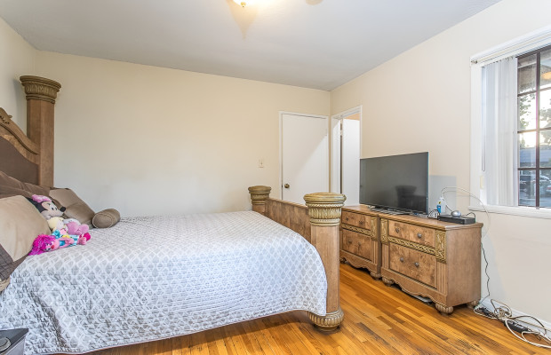 Board and Care in Reseda California 91335 at easeplacement.com - Ease Placement