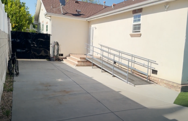 Board and Care in Northridge California 91325 at easeplacement.com - Ease Placement
