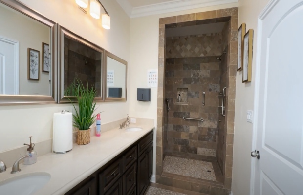 Board and Care in Northridge California 91325 at easeplacement.com - Ease Placement