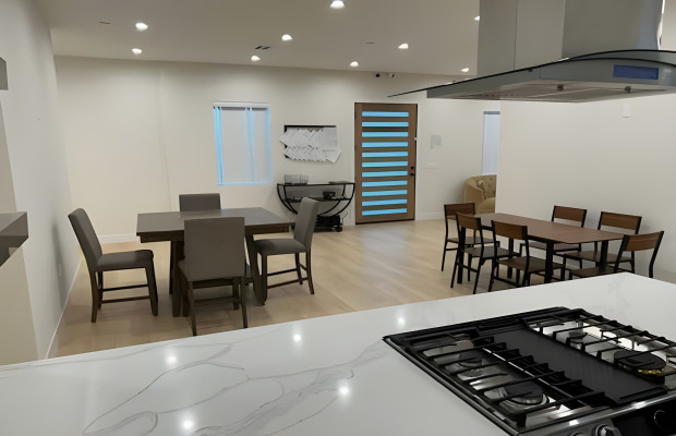Board and Care in Granada Hills California 91344 at easeplacement.com - Ease Placement
