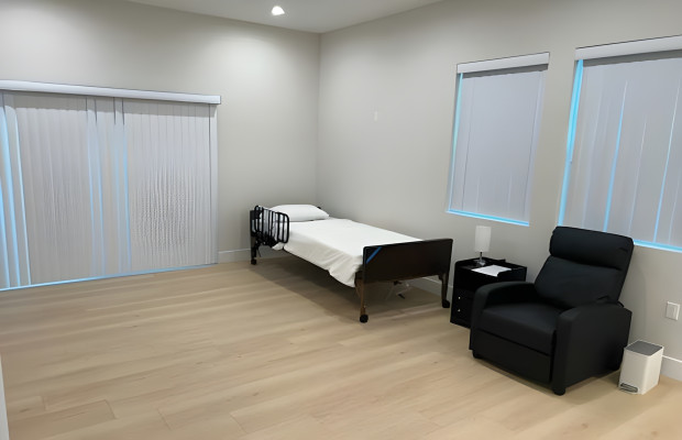 Board and Care in Granada Hills California 91344 at easeplacement.com - Ease Placement