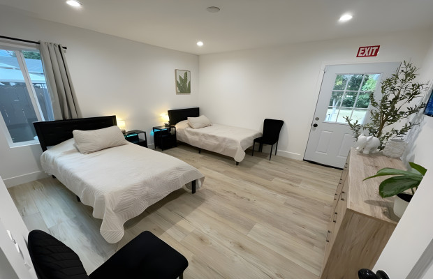 Board and Care in Van Nuys California 91406 at easeplacement.com - Ease Placement