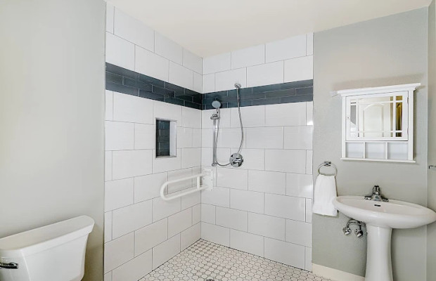 Board and Care in Canoga Park California 91304 at easeplacement.com - Ease Placement