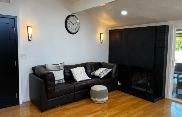 Board and Care in Northridge California 91324 at easeplacement.com - Ease Placement
