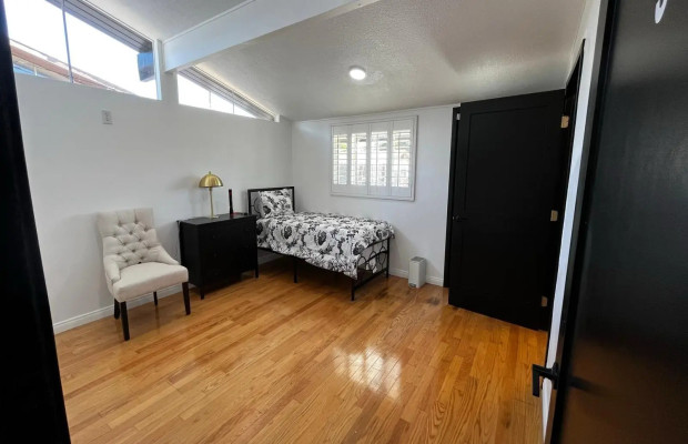 Board and Care in Northridge California 91324 at easeplacement.com - Ease Placement