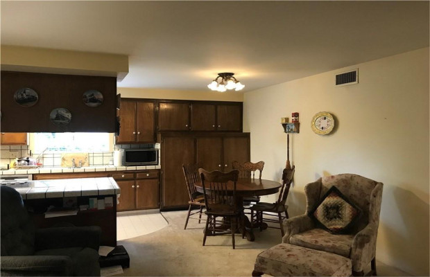 Board and Care in Lomita California 90717 at easeplacement.com - Ease Placement
