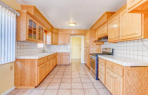 Board and Care in San Pedro California 90732 at easeplacement.com - Ease Placement