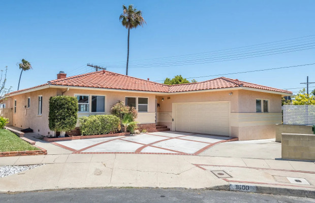 Board and Care in San Pedro California 90732 at easeplacement.com - Ease Placement
