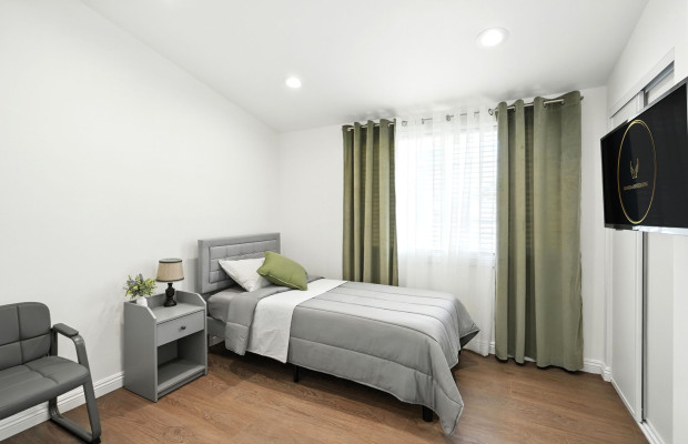 Board and Care in Granada Hills California 91344 at easeplacement.com - Ease Placement