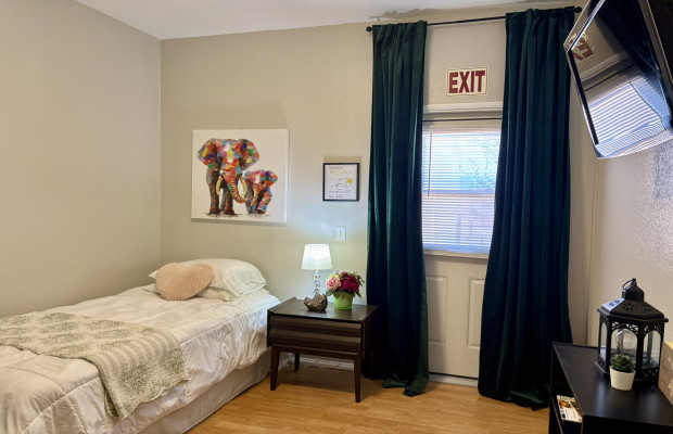 Board and Care in Lancaster California 93536 at easeplacement.com - Ease Placement