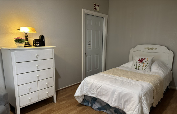 Board and Care in Lancaster California 93536 at easeplacement.com - Ease Placement