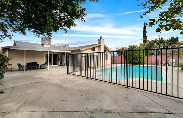 Board and Care in North Hills California 91343 at easeplacement.com - Ease Placement