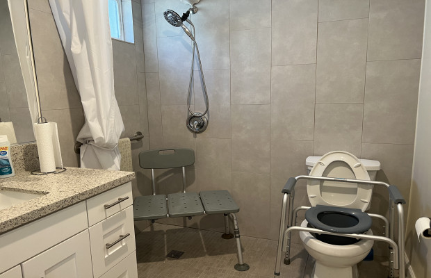 Board and Care in Northridge California 91326 at easeplacement.com - Ease Placement