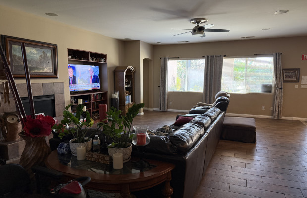 Board and Care in Bakersfield California 93314 at easeplacement.com - Ease Placement