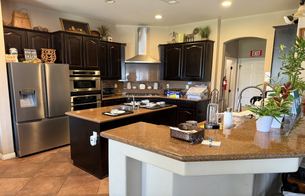 Board and Care in Bakersfield California 93314 at easeplacement.com - Ease Placement