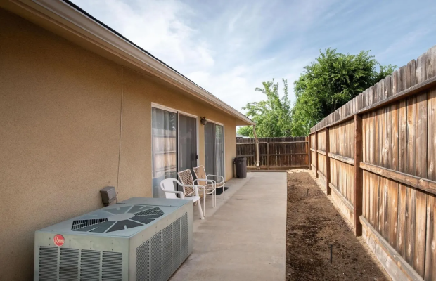 Board and Care in Fresno California 93710 at easeplacement.com - Ease Placement