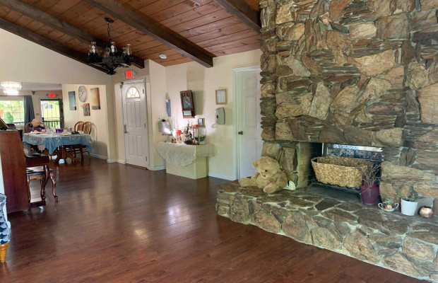 Board and Care in San Lorenzo California 94580 at easeplacement.com - Ease Placement