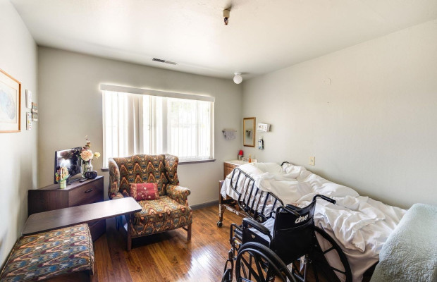 Assisted Living in Hayward California 94541 at easeplacement.com - Ease Placement