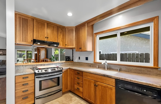 Board and Care in Valencia California 91354 at easeplacement.com - Ease Placement