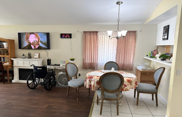 Board and Care in Valencia California 91354 at easeplacement.com - Ease Placement