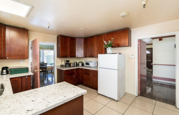 Assisted Living in Hayward California 94541 at easeplacement.com - Ease Placement
