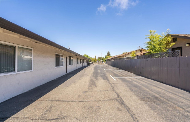 Assisted Living in Hayward California 94541 at easeplacement.com - Ease Placement