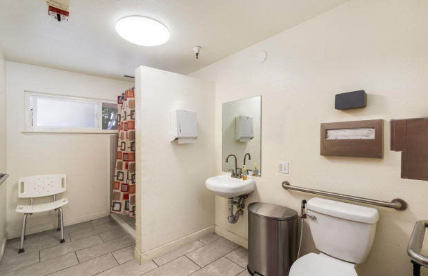 Assisted Living in Hayward California 94541 at easeplacement.com - Ease Placement
