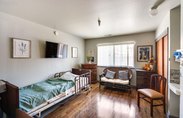 Assisted Living in Hayward California 94541 at easeplacement.com - Ease Placement