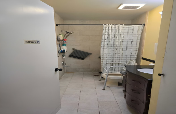 Board and Care in Valencia California 91355 at easeplacement.com - Ease Placement