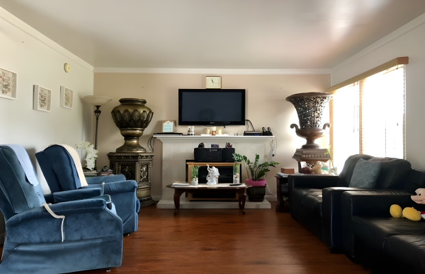 Board and Care in Huntington Beach California 92646 at easeplacement.com - Ease Placement
