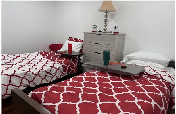Board and Care in Santa Ana California 92704 at easeplacement.com - Ease Placement