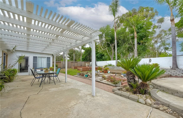 Board and Care in Lake Forest California 92630 at easeplacement.com - Ease Placement