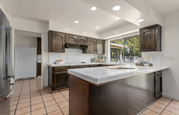 Assisted Living in San Jose California 95117 at easeplacement.com - Ease Placement