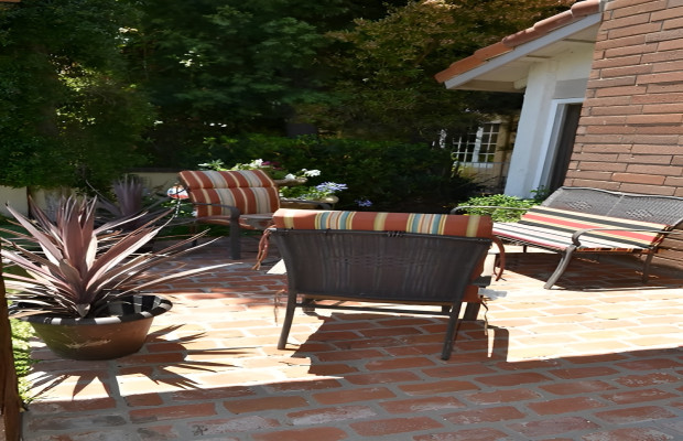 Board and Care in Mission Viejo California 92691 at easeplacement.com - Ease Placement