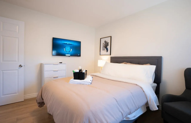 Board and Care in Irvine California 92603 at easeplacement.com - Ease Placement