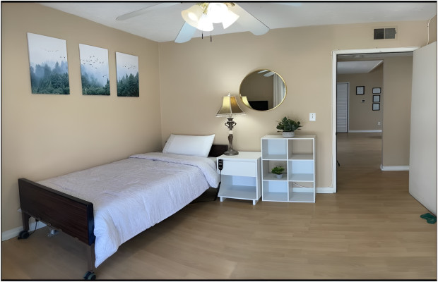 Board and Care in Tustin California 92780 at easeplacement.com - Ease Placement