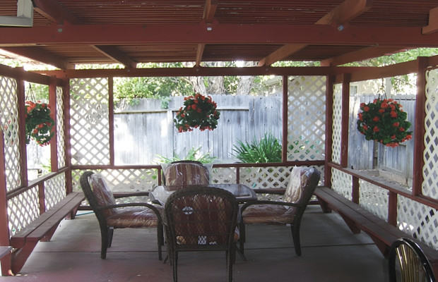 Board and Care in Sacramento California 95829 at easeplacement.com - Ease Placement