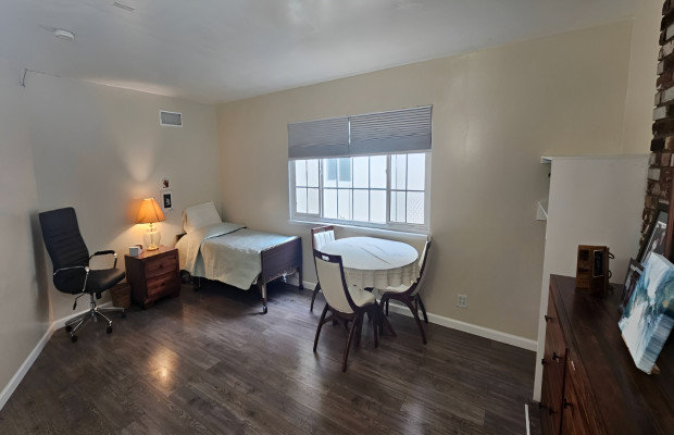 Board and Care in Santa Ana California 92705 at easeplacement.com - Ease Placement